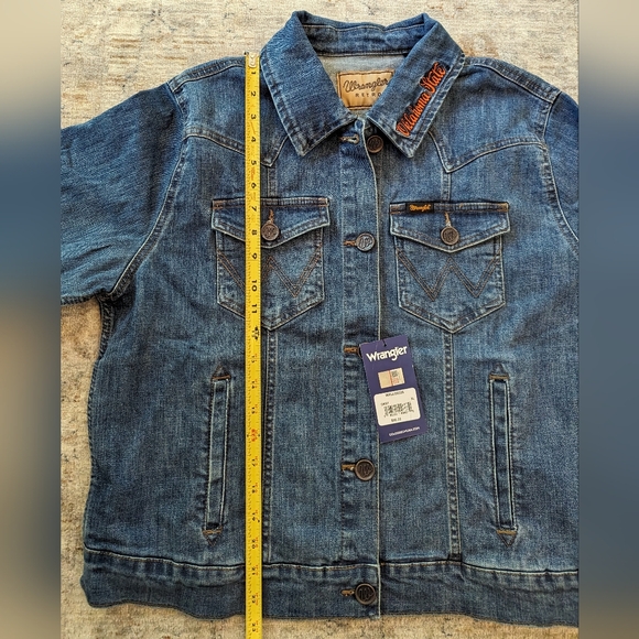 Wrangler Retro Oklahoma State Cowboys Denim Jacket Women's - Picture 9 of 14